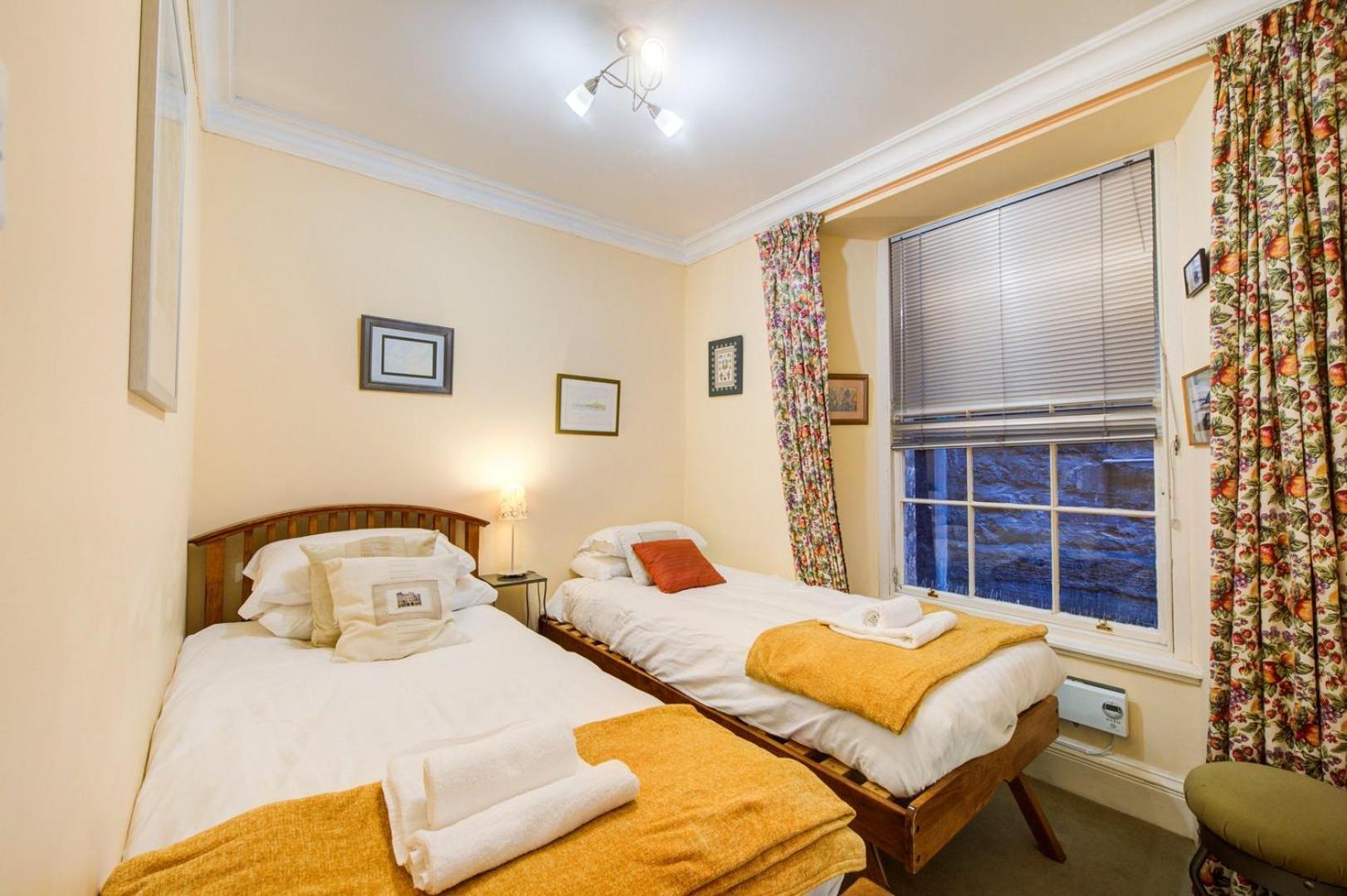 Guestready - Historic Edinburgh Old Town Apartment Exteriör bild